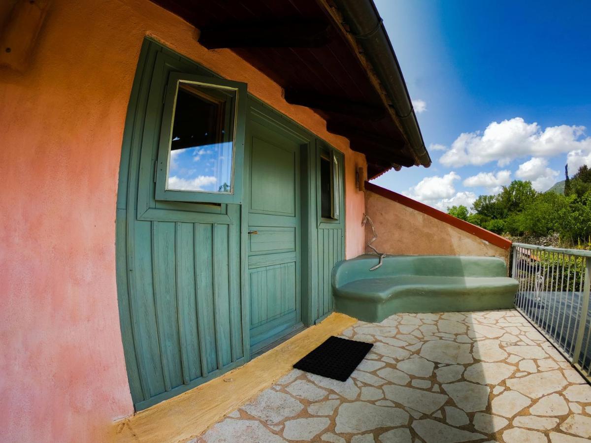 Elaion Guesthouse Ellinikón Exterior foto